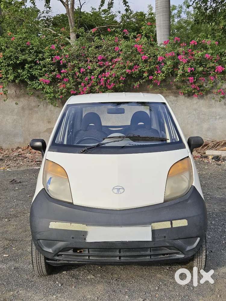 Tata Nano Xe 2012