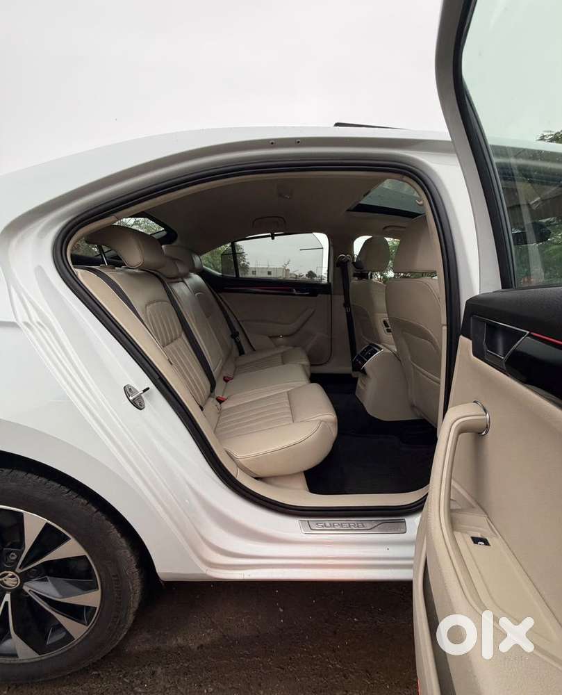 Skoda Superb 2.0 L&k Tsi At, 2021, Petrol