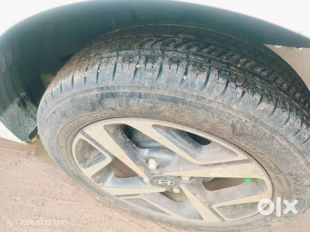 Hyundai Aura Petrol 2023