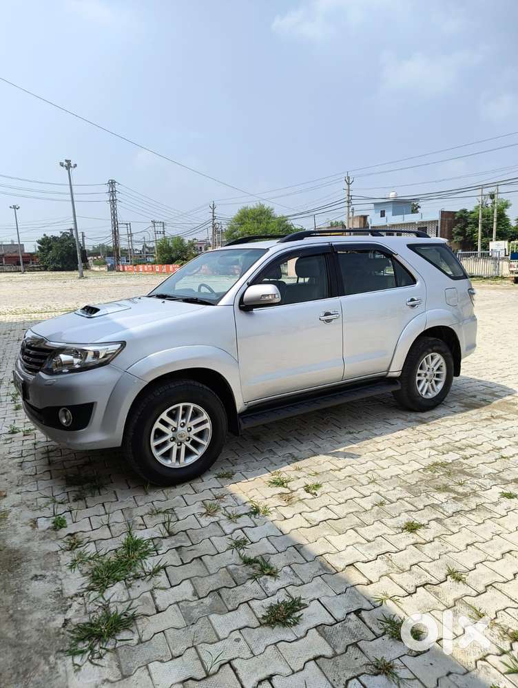Toyota Fortuner 4x4 Mt, 2015, Diesel
