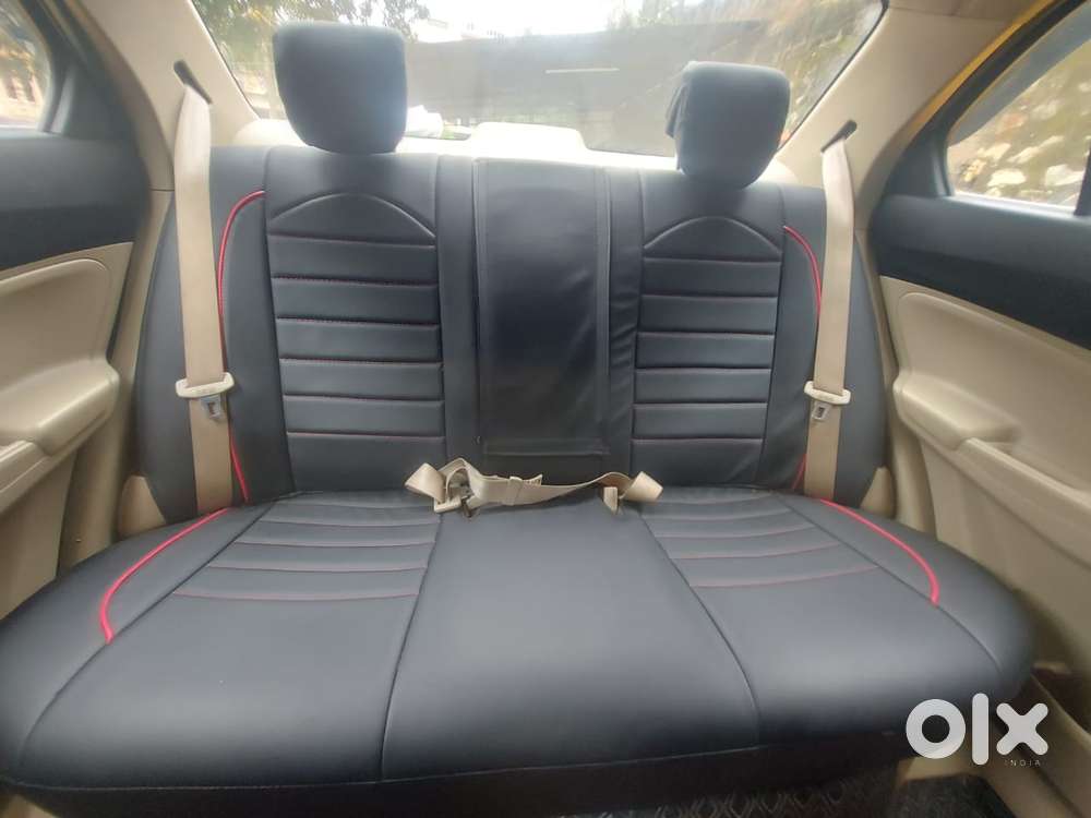 Maruti Suzuki Dzire 1.2 Vxi, 2022, Petrol