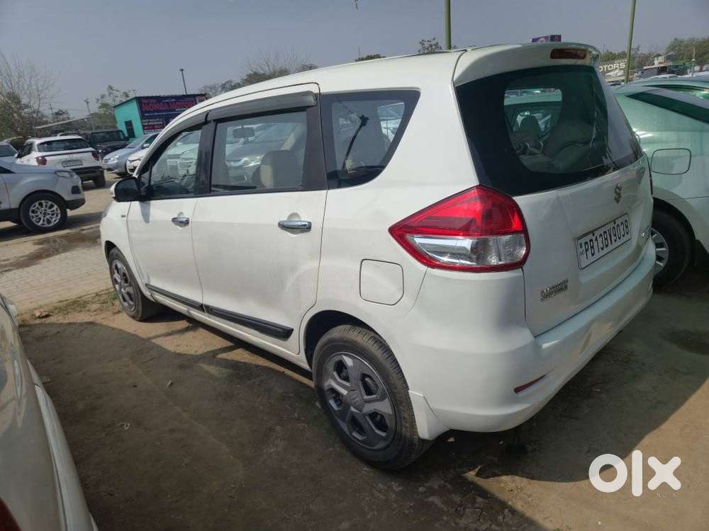 Maruti Suzuki Ertiga 2012-2015 Vdi Abs, 2015, Diesel