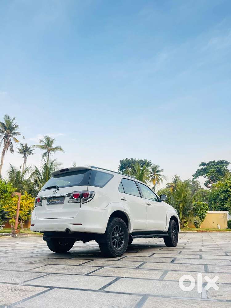 Toyota Fortuner 4x4 At 2.8 Diesel, 2015, Diesel