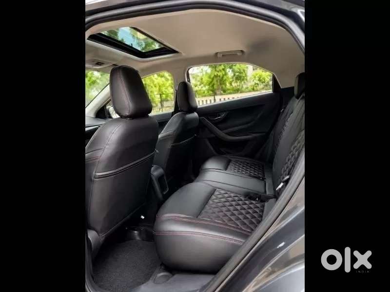 Tata Nexon, 2025, Diesel