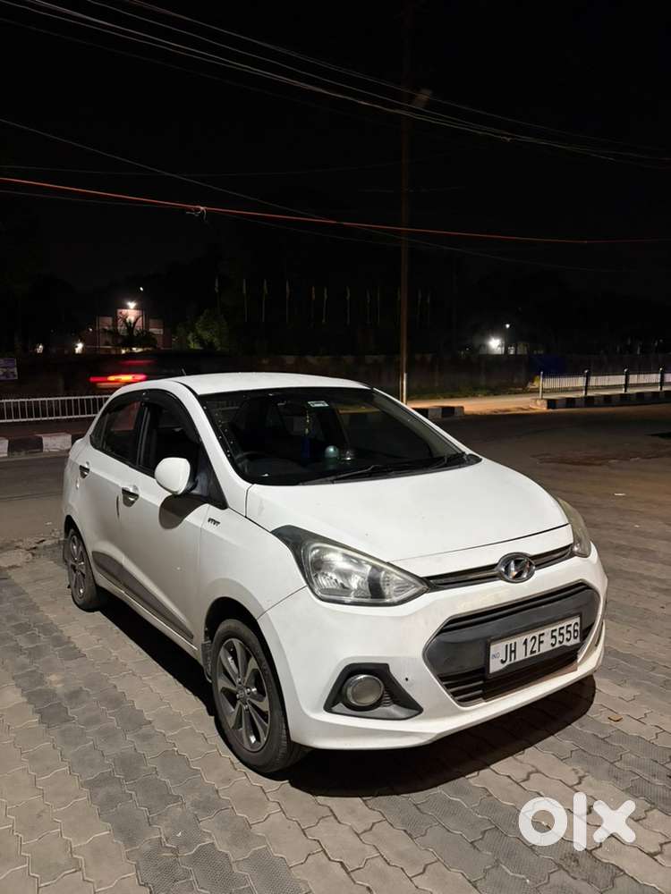 Hyundai Xcent 2015 Km Driven