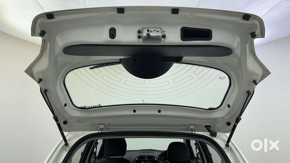 Tata Tiago Xza, 2021, Petrol