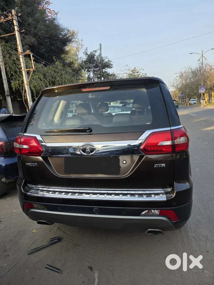 Selling Tata Hexa Xta 7 Seater