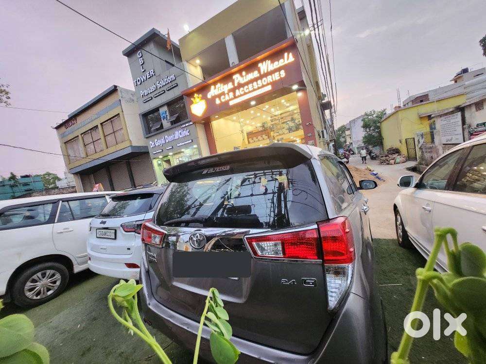 Toyota Innova Crysta 2.4 G Mt, 2016, Diesel