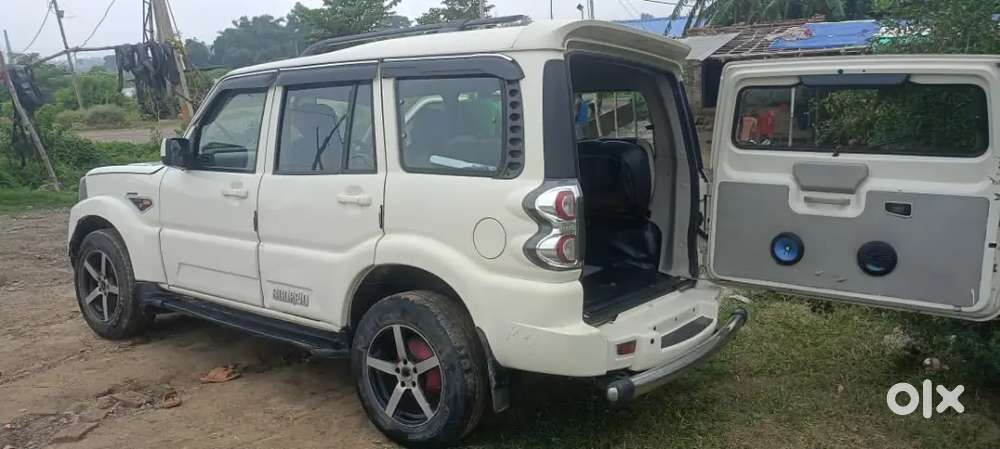 Mahindra Scorpio Diesel 2015