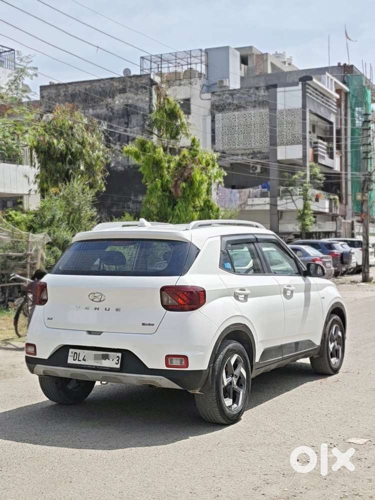 Hyundai Venue Sx, 2020, Petrol