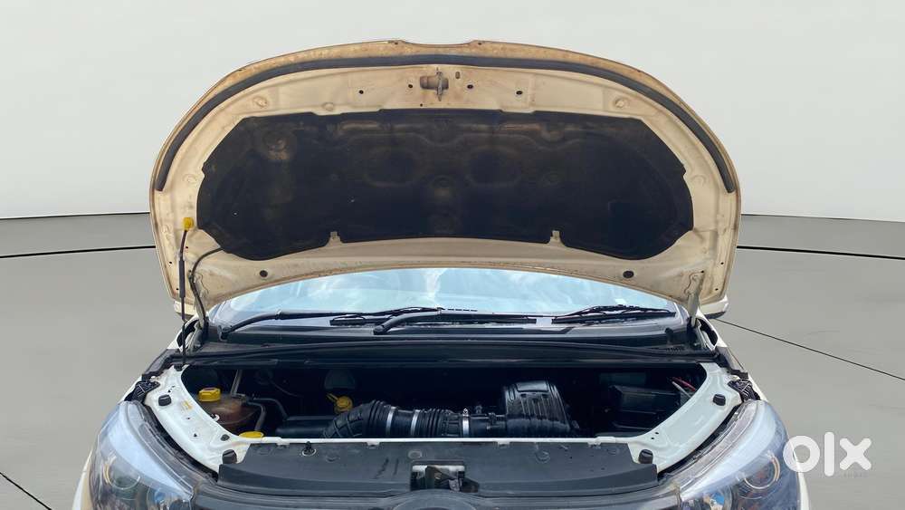 Mahindra Marazzo M6 8str, 2020, Diesel