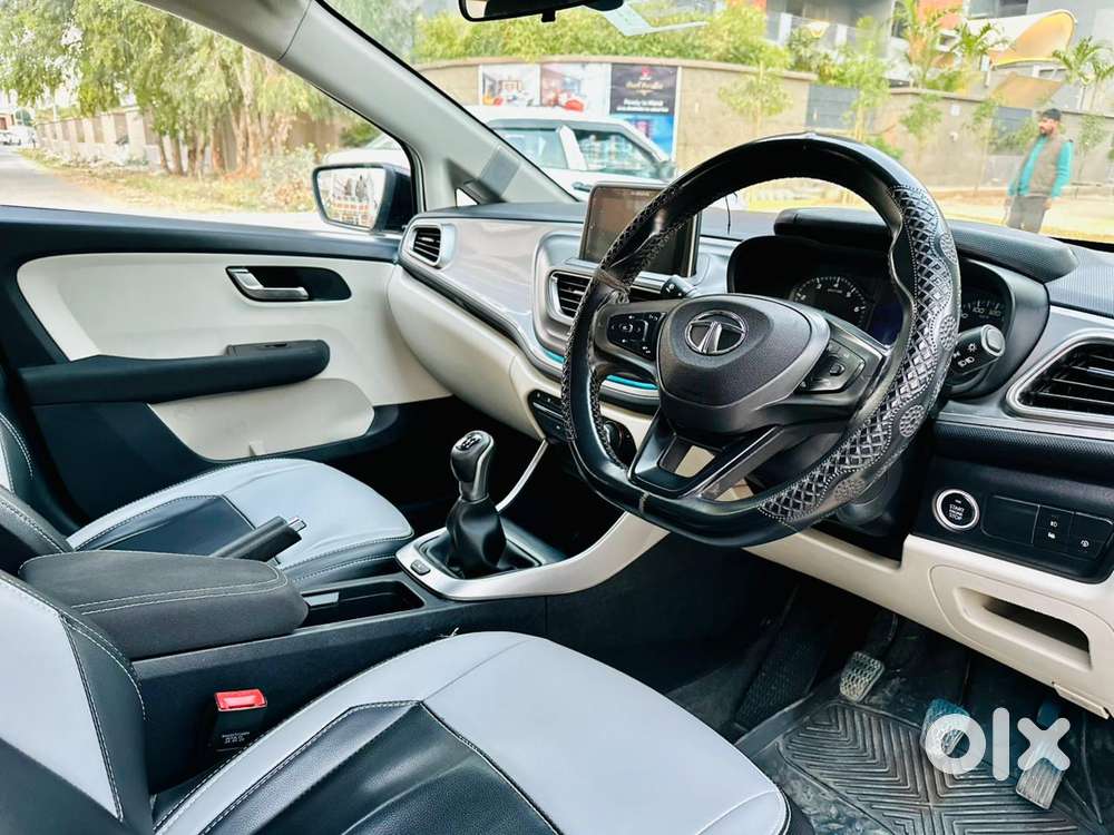 Tata Altroz 1.2 Xz Plus Petrol, 2023, Petrol