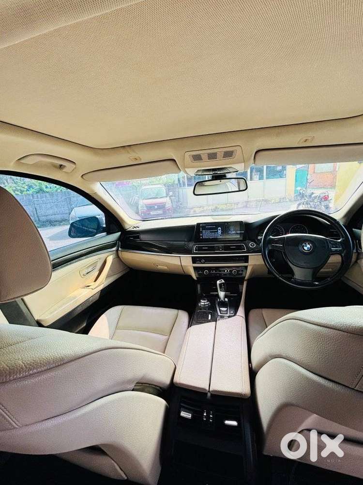 Bmw 5 Series 3.0 525i Sedan, 2011, Petrol