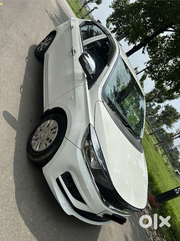 Tata Tigor Xe, 2020, Petrol