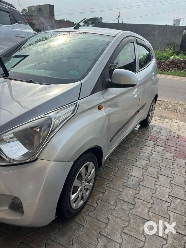 Hyundai Eon Sportz 2013 Model