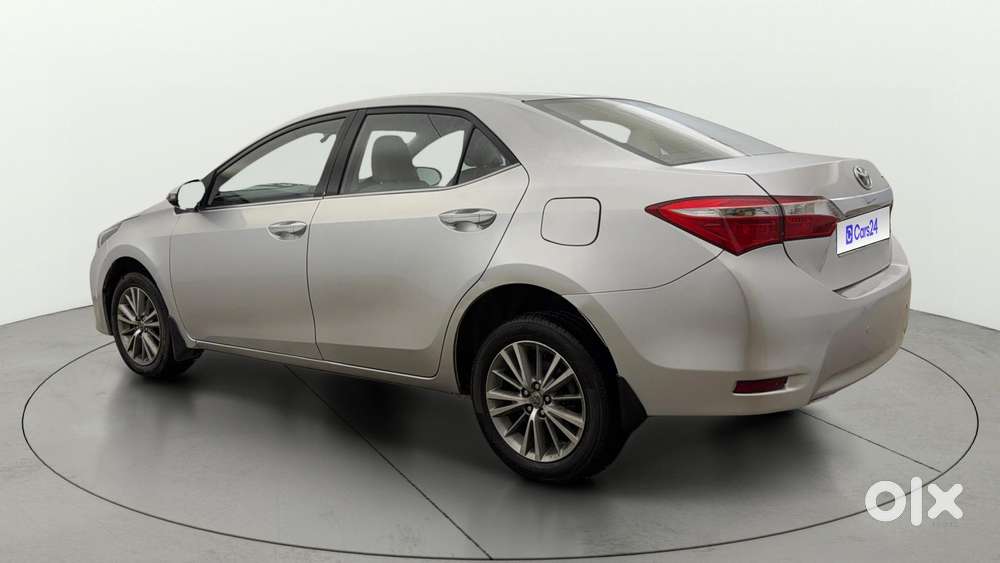 Toyota Corolla Altis 1.8 Gl, 2015, Petrol