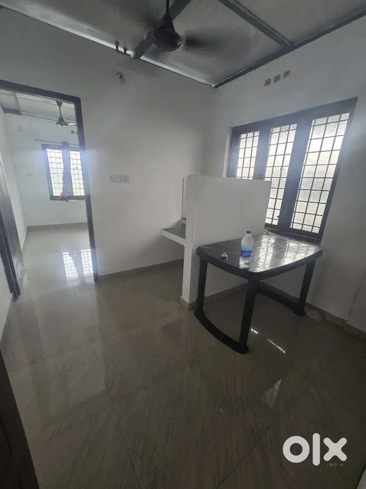 Family/Bachelors 1Bhk Apartment For Rent At Kakkanad Infopark