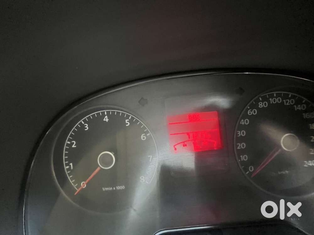 Volkswagen Vento 2010-2013 Petrol Highline, 2012, Petrol