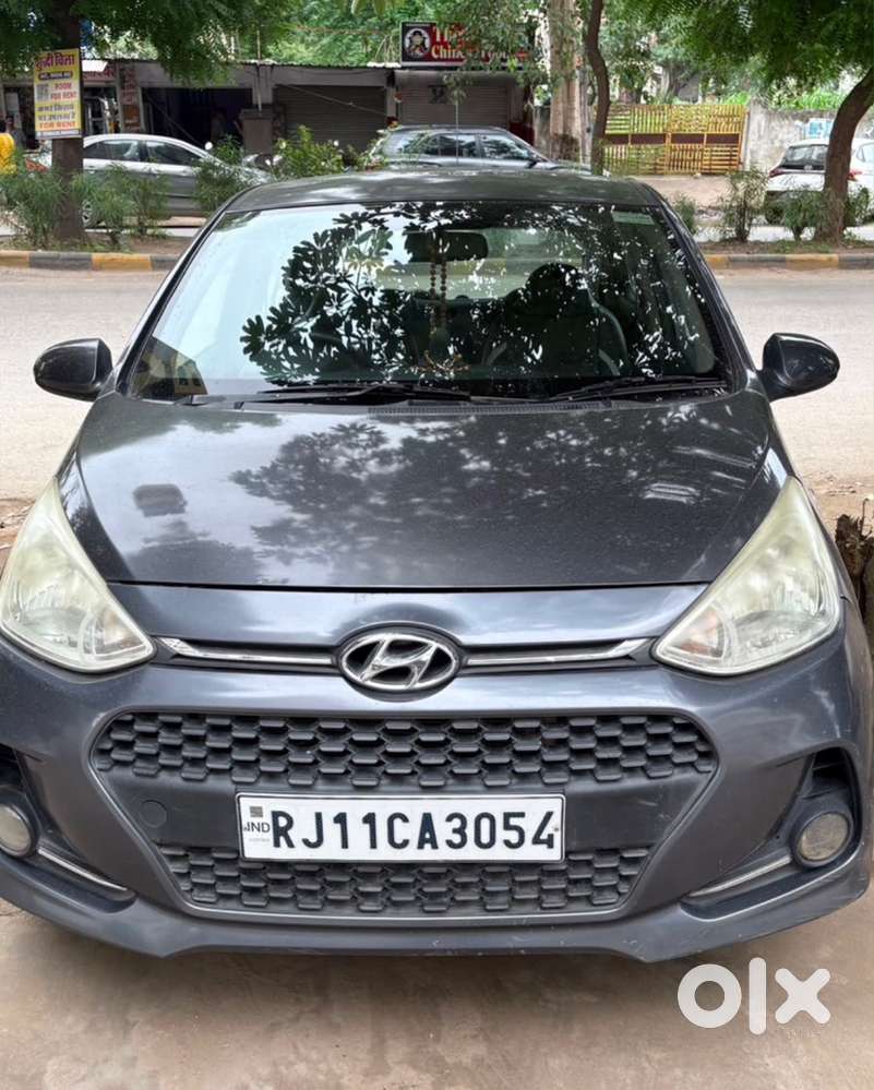 Hyundai Grand I10 2017 Diesel 91500 Km Driven