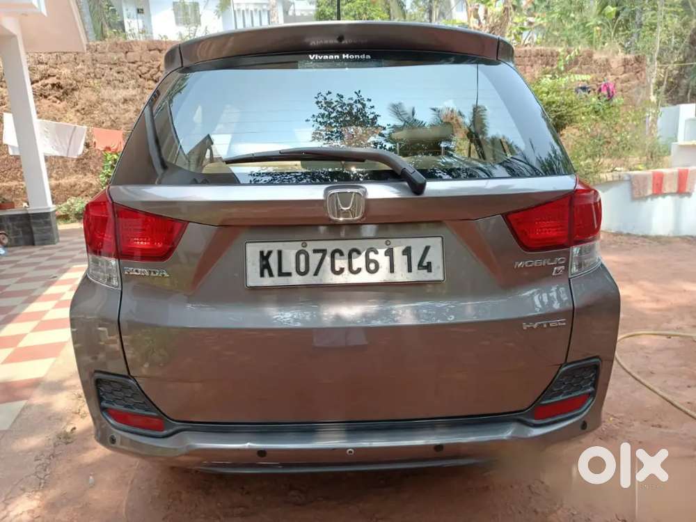 Honda Mobilio 2015 Petrol 390000 Km Driven