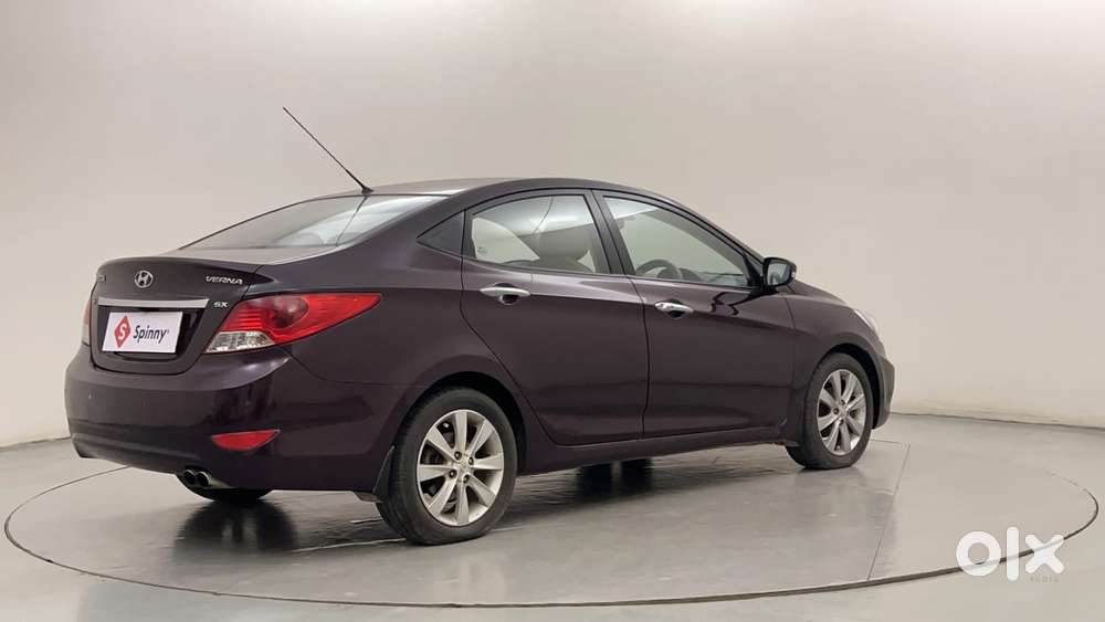 Hyundai Verna Fluidic 1.6 Crdi Sx Opt, 2012, Diesel