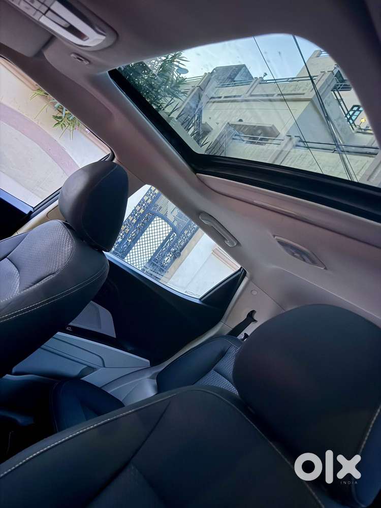 Mahindra Xuv300 W6 Diesel, 2022, Diesel