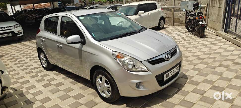 Hyundai I20 2010-2012 1.2 Sportz, 2011, Petrol