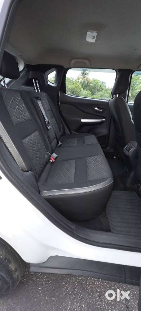 Nissan Magnite 1.0 Xv Premium Turbo Cvt, 2023, Petrol
