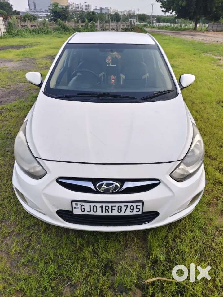 Hyundai Verna Fluidic 1.6 Crdi Sx, 2014, Diesel