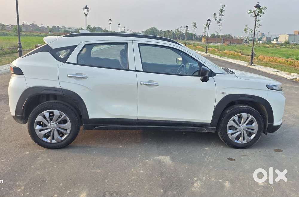 Maruti Suzuki Fronx Sigma 1.2 Mt, 2024, Petrol