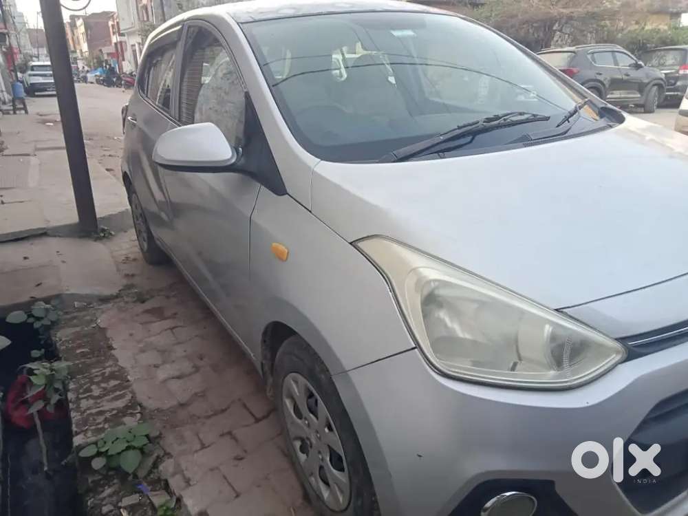 Hyundai Grand I10 Petrol, Single Hand Driven, Very Good Condition