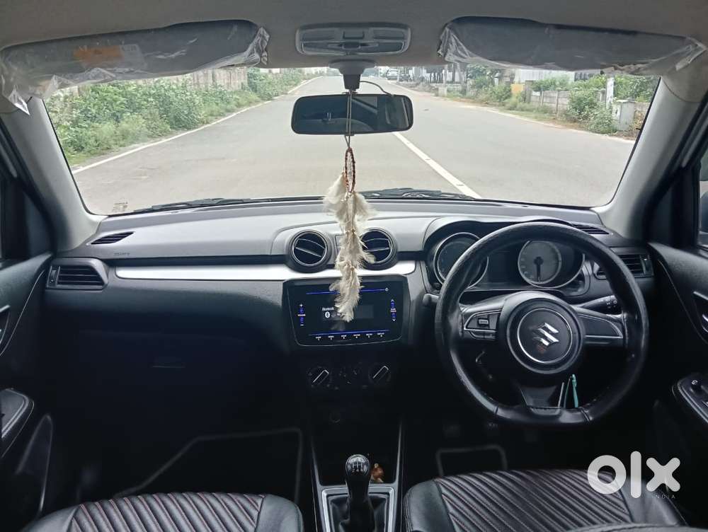 Maruti Suzuki Swift Vxi + Manual, 2023, Petrol
