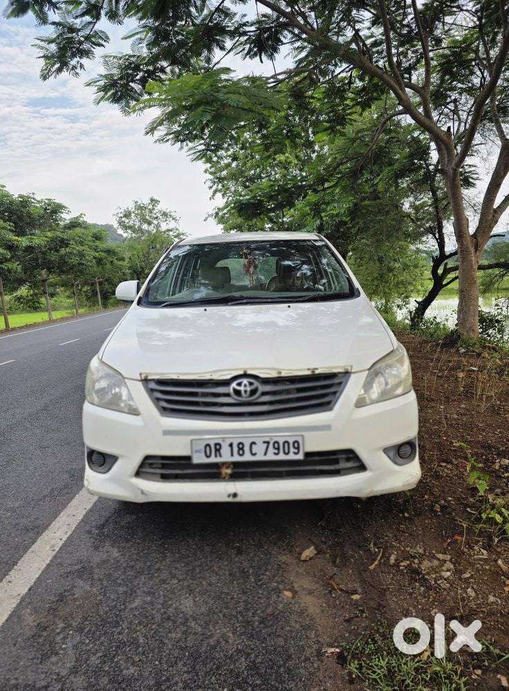 Toyota Innova 2.5 E 7 Str, 2012, Diesel