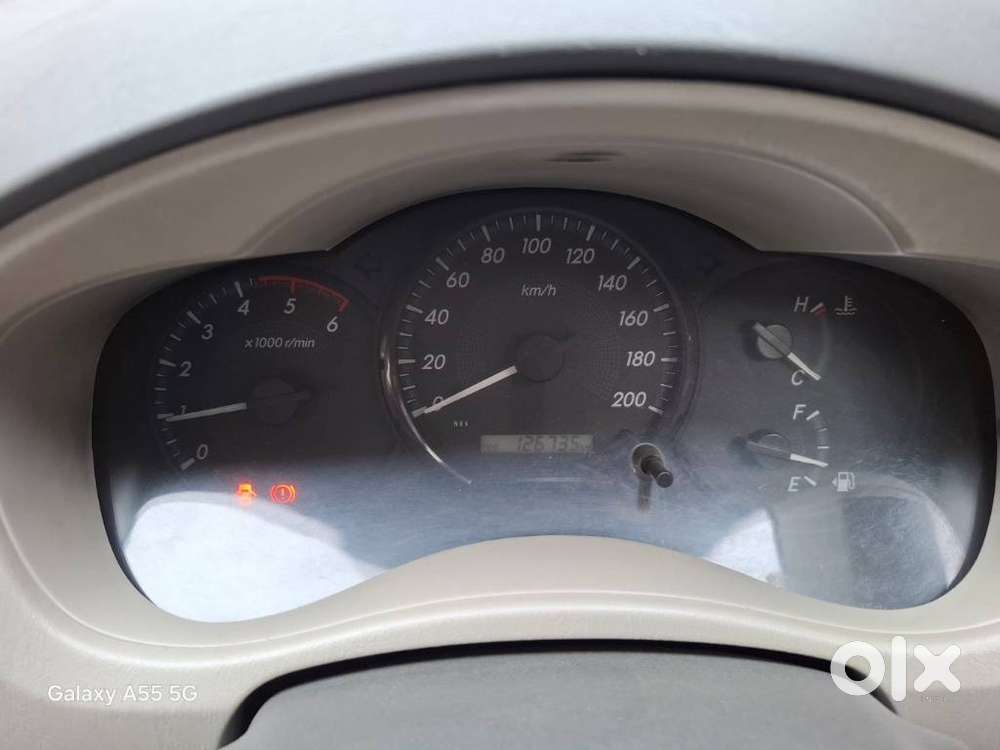 Toyota Innova 2.5 G (diesel) 8 Seater, 2014, Diesel