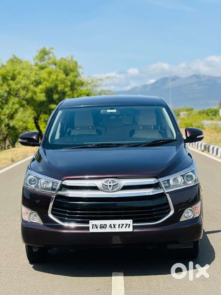Toyota Innova Crysta 2.4 Vx Mt 8s, 2017, Diesel
