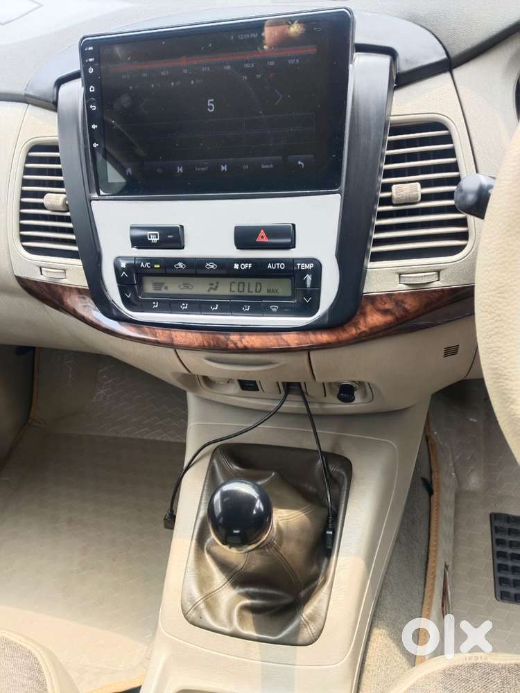 Toyota Innova 2.5 V 7 Str, 2014, Diesel