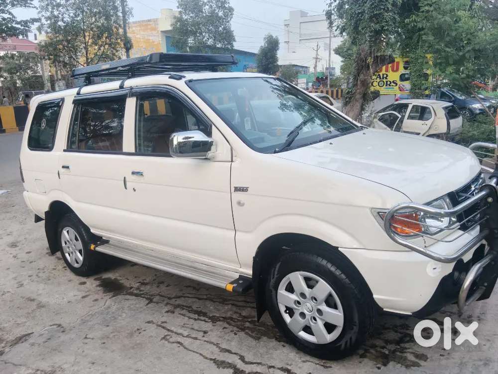 Chevrolet Tavera Neo 2013 Diesel