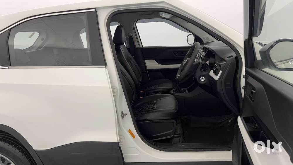Tata Punch Pure, 2022, Petrol