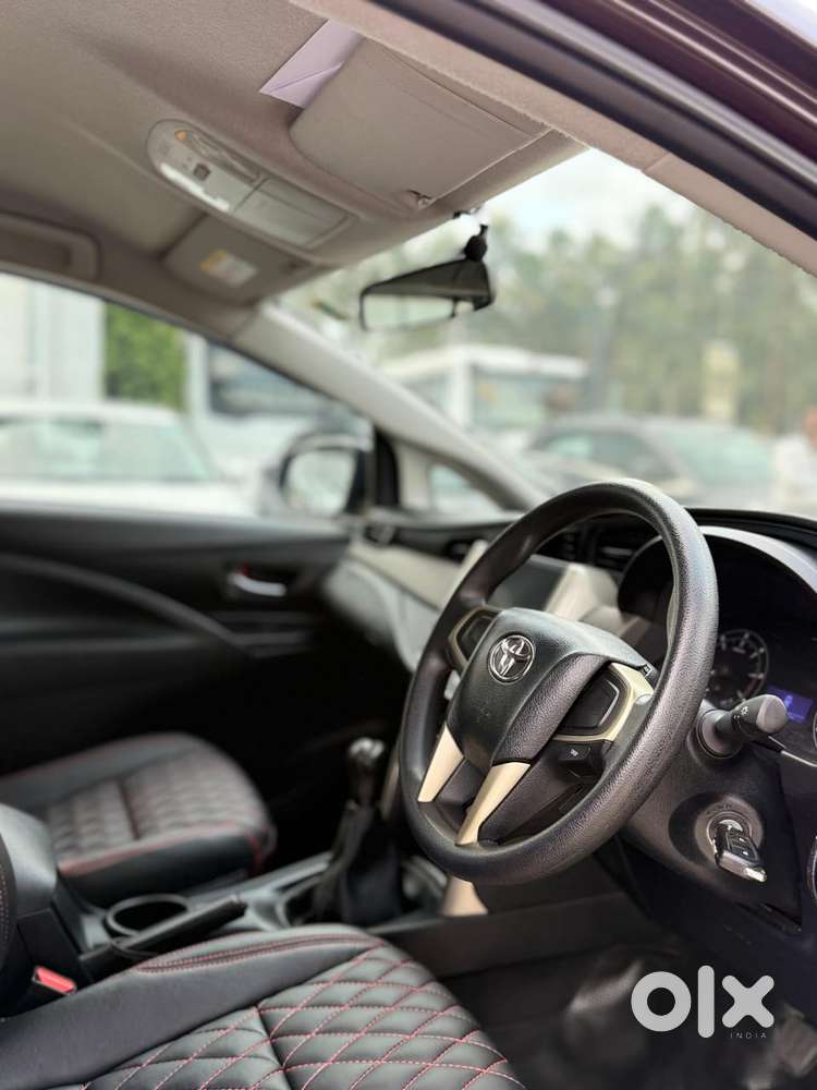 Toyota Innova Crysta 2.4 G Mt 8s, 2017, Diesel