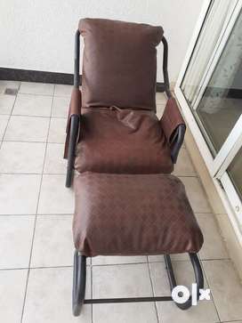 Easy store chair olx