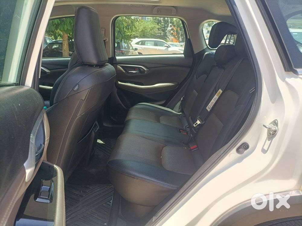 Toyota Urban Cruiser Hyryder V Hybrid Aero Edition, 2024, Petrol