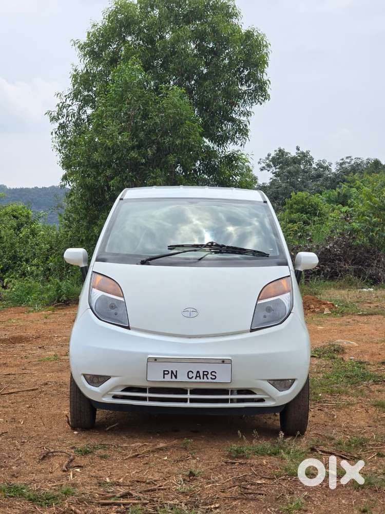 Tata Nano Xt, 2011, Petrol