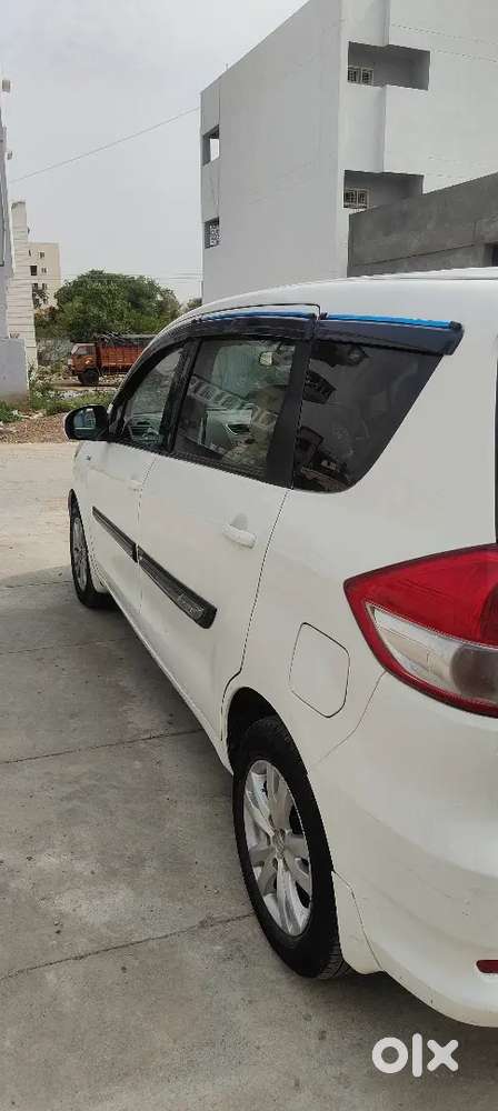 Maruti Suzuki Ertiga 2016