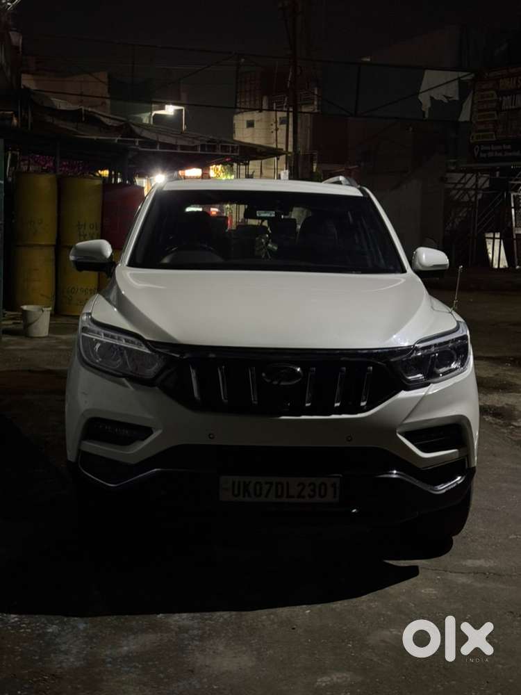 Mahindra Alturas G4 4x4 2019