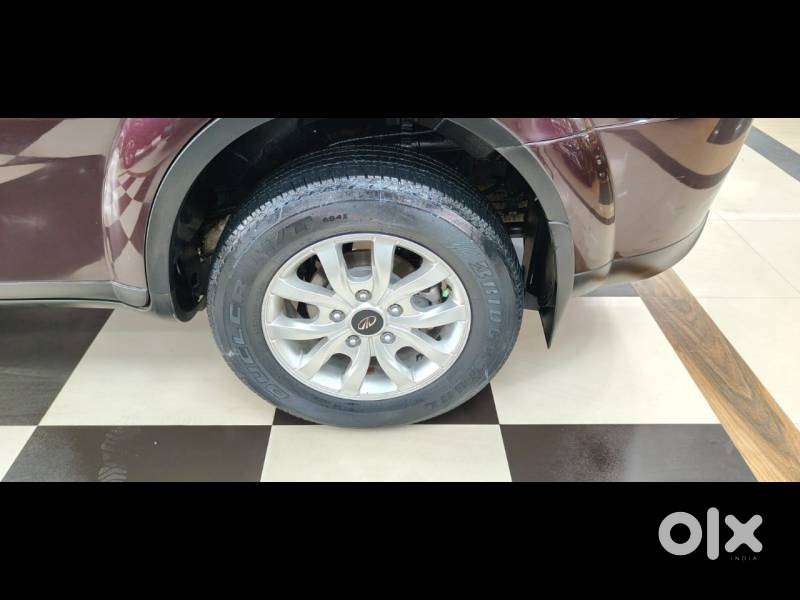 Mahindra Xuv500 2011-2015 W8 2wd, 2016, Petrol