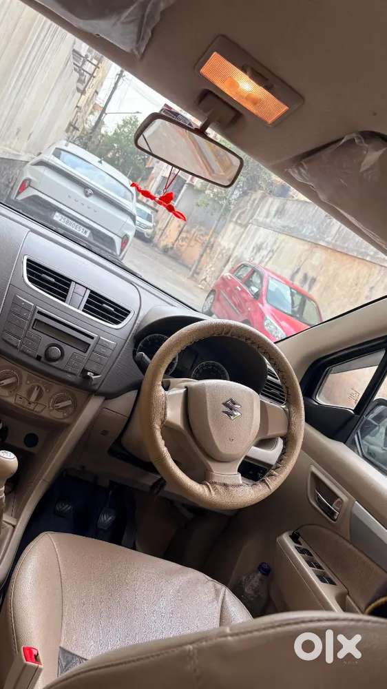 Maruti Suzuki Ertiga 2014 Petrol 99000 Km Driven