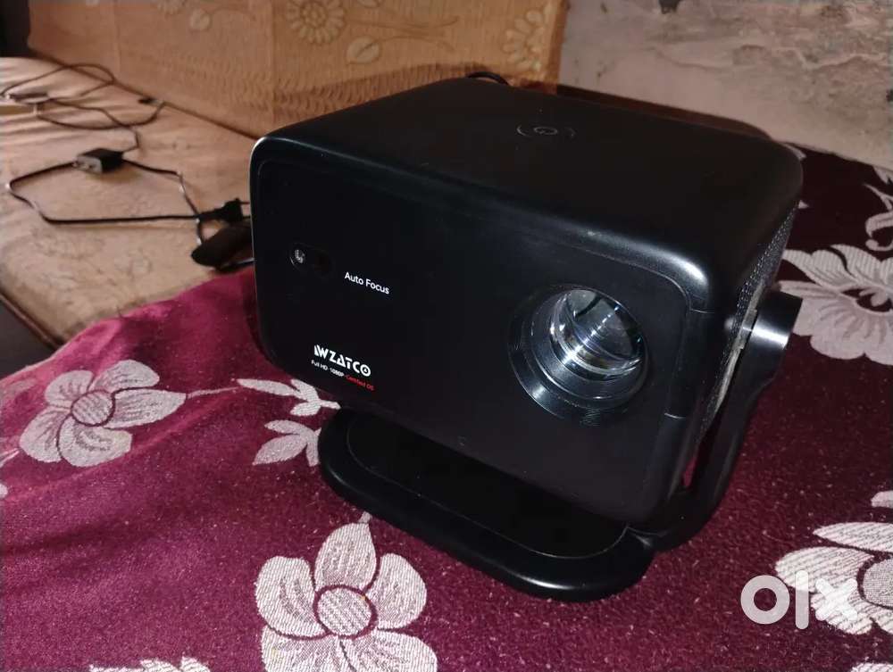 Projector Wzatco yuva vibe android