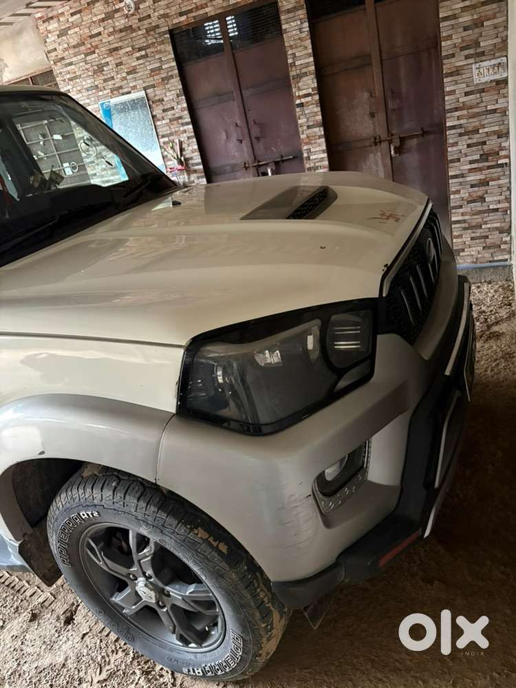 Mahindra Scorpio Diesel 2016