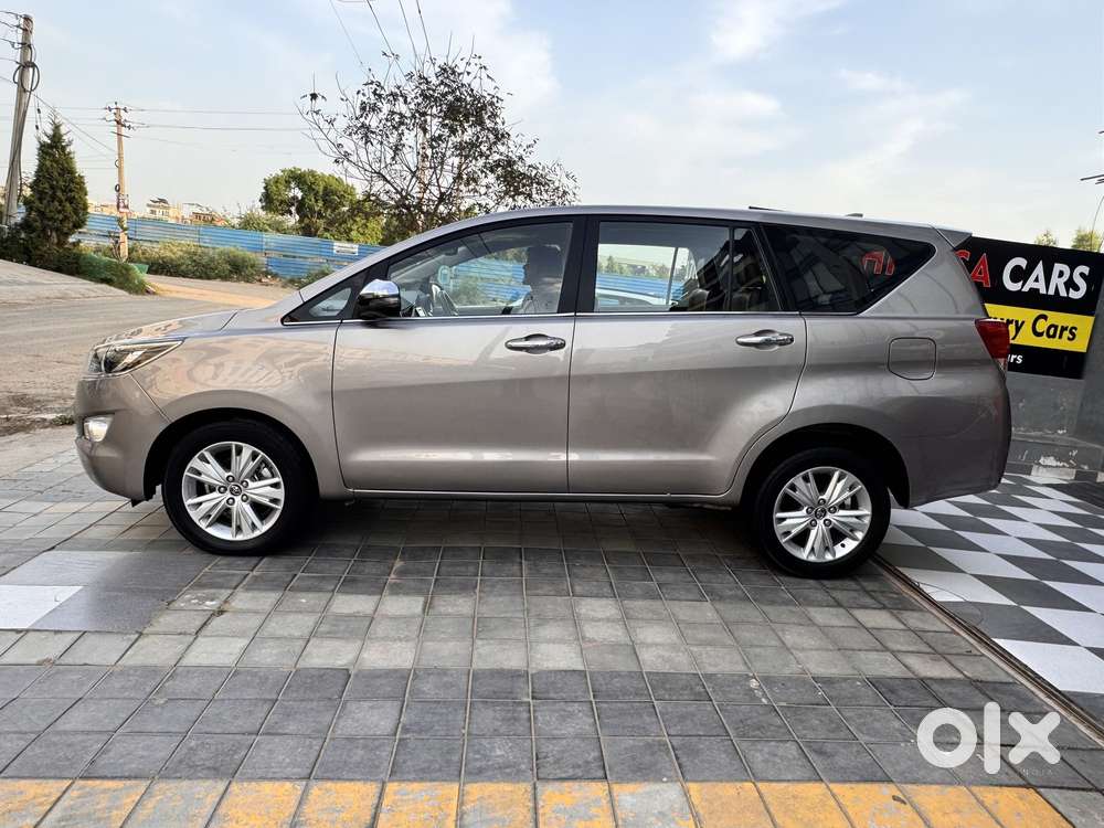 Toyota Innova Crysta 2.8 Zx At 7 Seater, 2018, Diesel