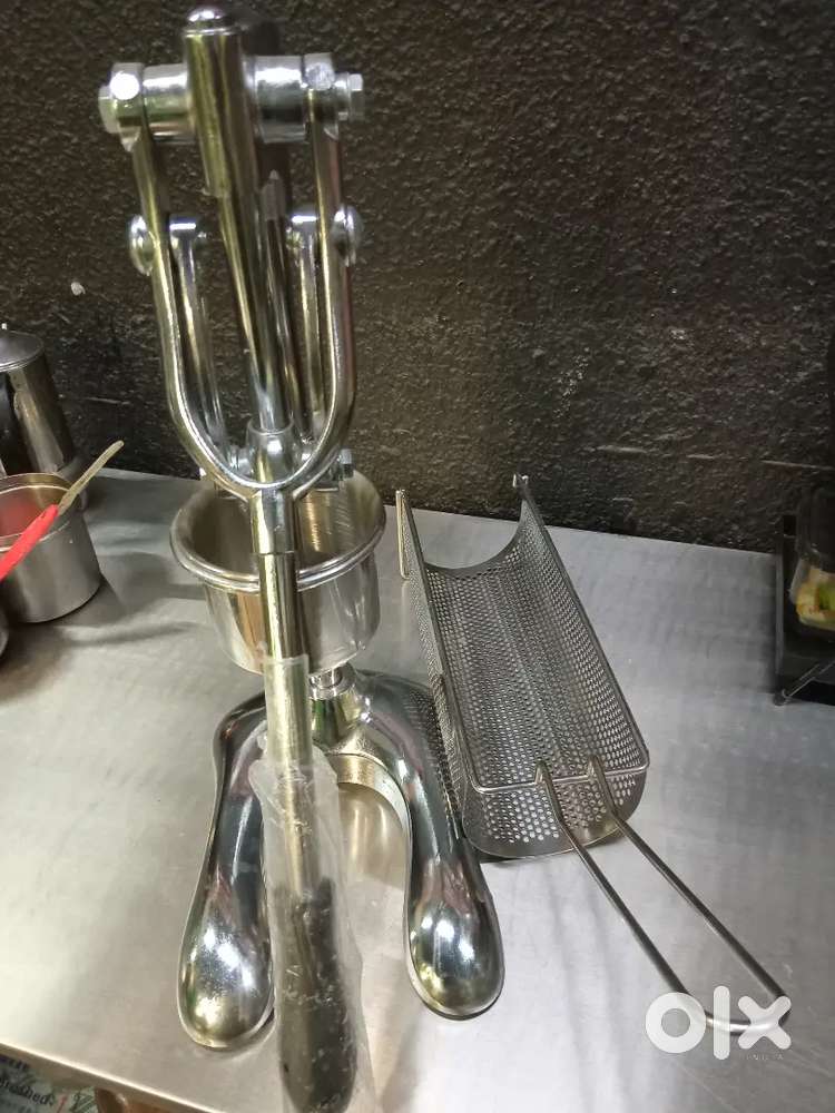 French Fries Cutting Machine with tray